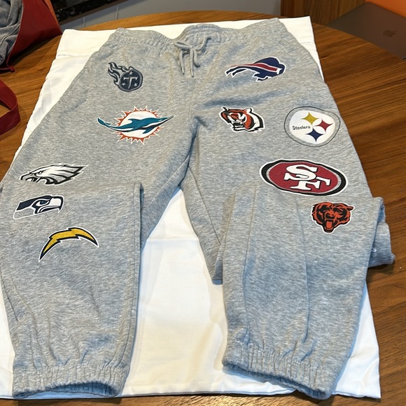 Sweatpants. 32” waist with pull ties. 41” length. Size M - Picture 2 of 3